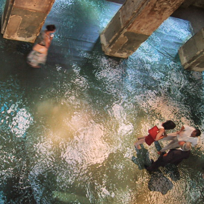 Waterwalk/Po hladině, 2003, digital print on vinyl, 33 X 39ft, Palmovka Synague, Prague